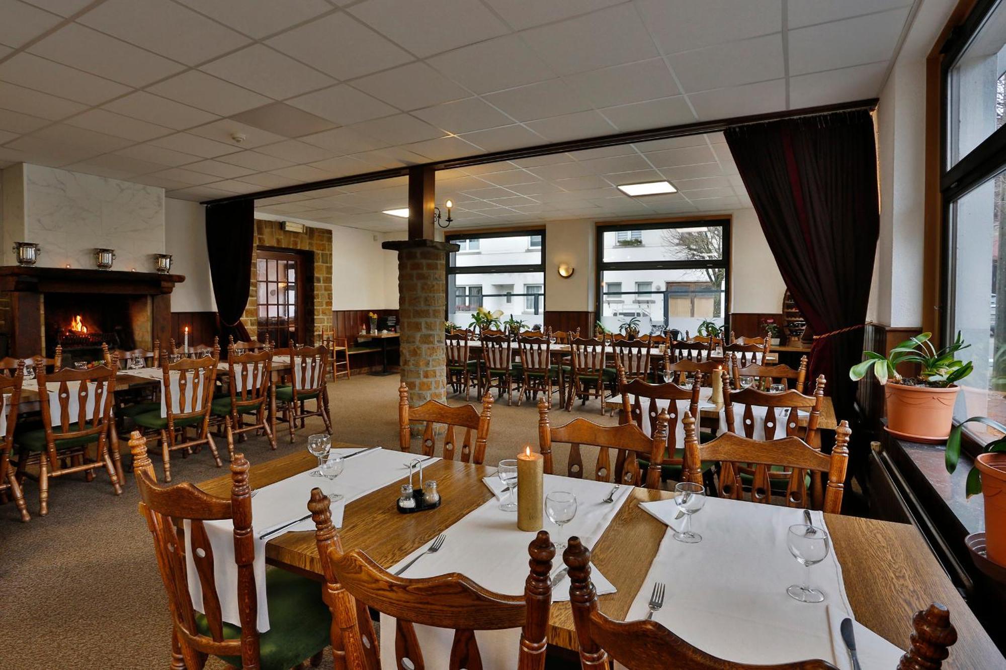 Chez Phil Hotel Robertville Ngoại thất bức ảnh