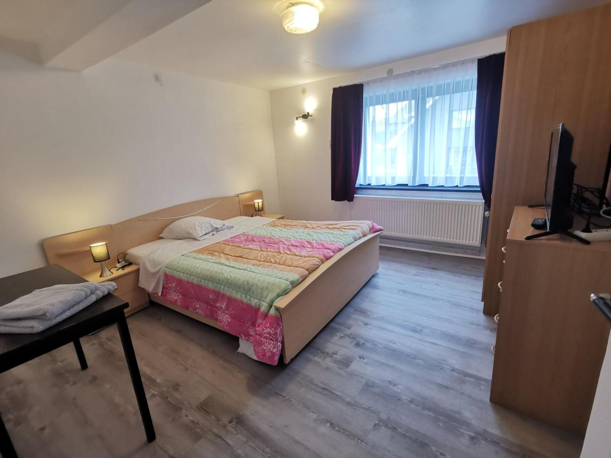 Chez Phil Hotel Robertville Phòng bức ảnh