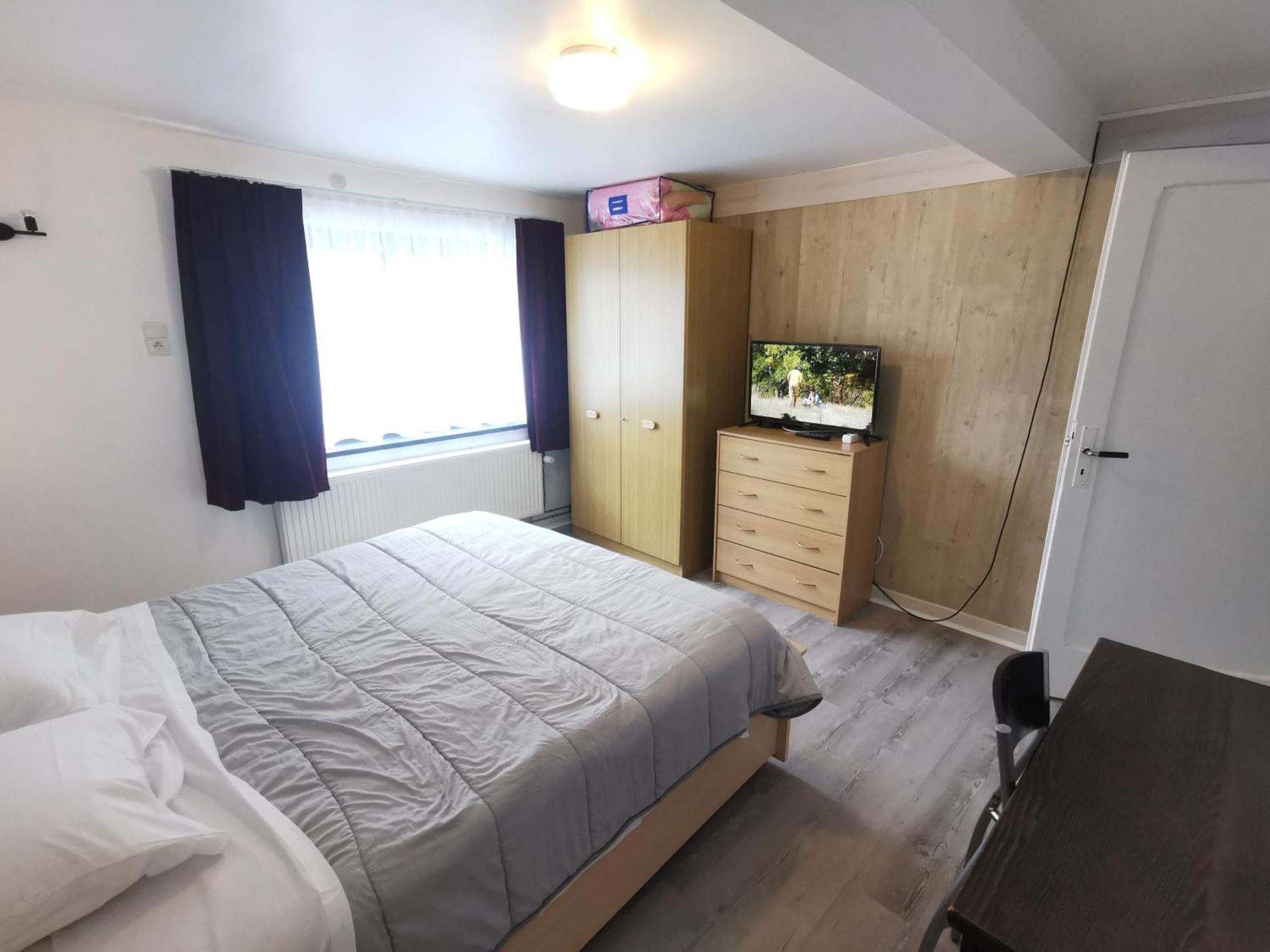 Chez Phil Hotel Robertville Phòng bức ảnh